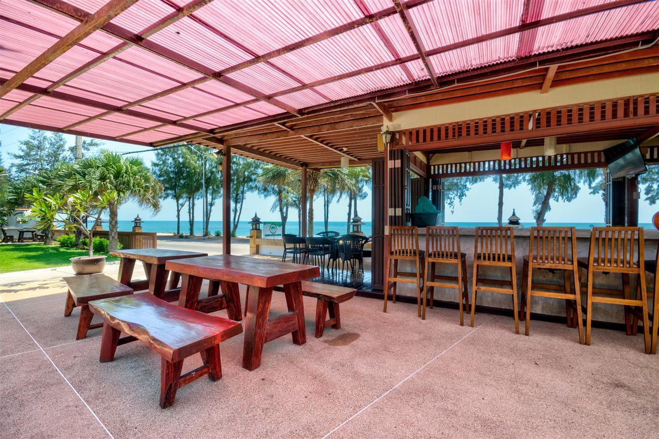 Palm Beach Resort Пранбури Экстерьер фото