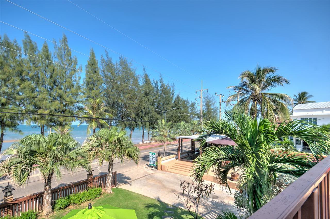 Palm Beach Resort Пранбури Экстерьер фото